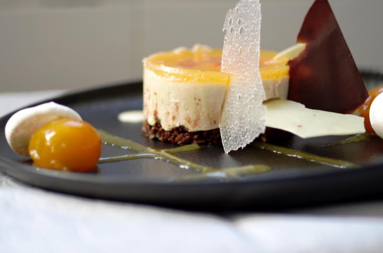 Hotel Restaurant Le Colombier Remoulins Eksteriør bilde